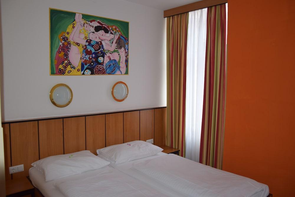 Garten- Und Kunsthotel Gabriel Wien